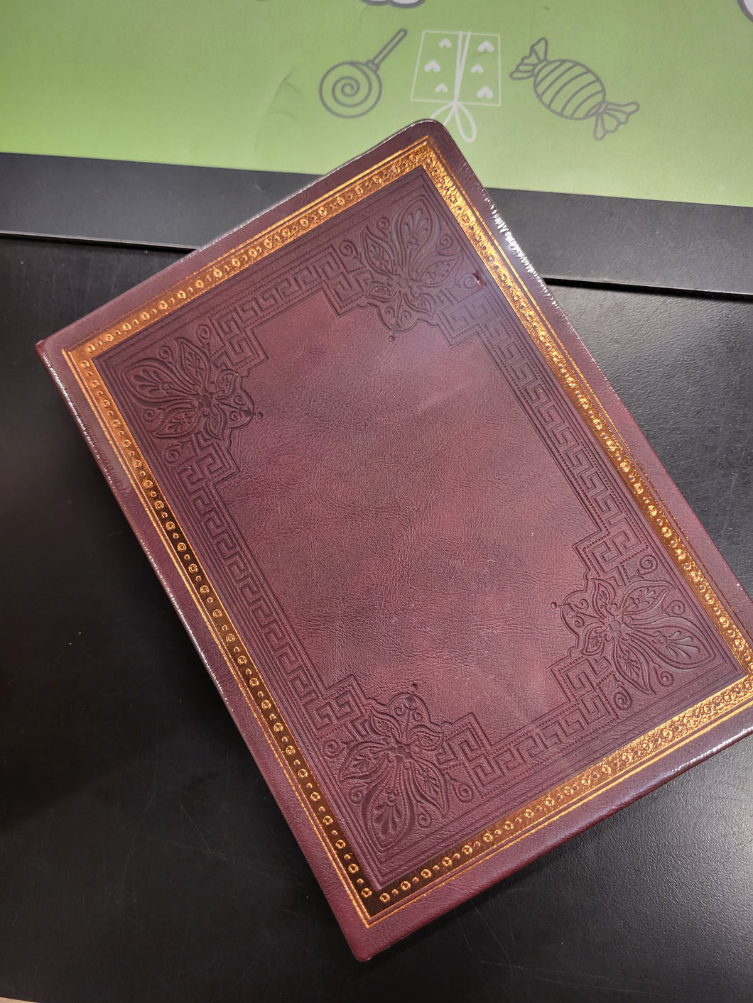 Victoria’s Journals, Burgundy